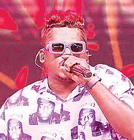 திரைக்கதிர்